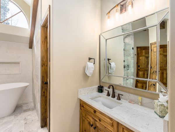 Breckenridge Home 950180
