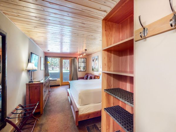 Aspen Home 950183