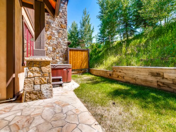 Stately Townhome with Shared Pool & Hot Tub