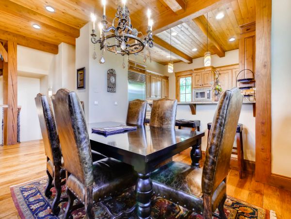 Stately Townhome with Shared Pool & Hot Tub