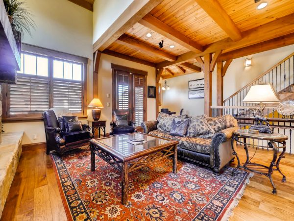 Stately Townhome with Shared Pool & Hot Tub