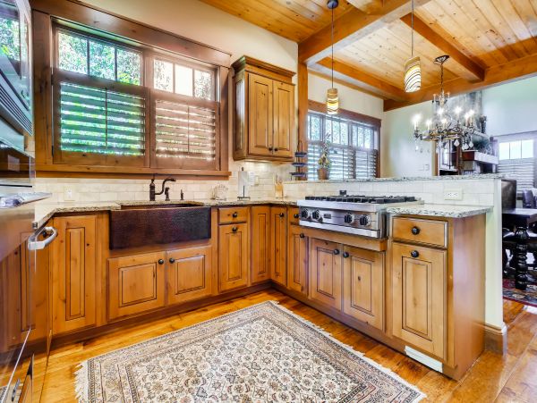 Stately Townhome with Shared Pool & Hot Tub