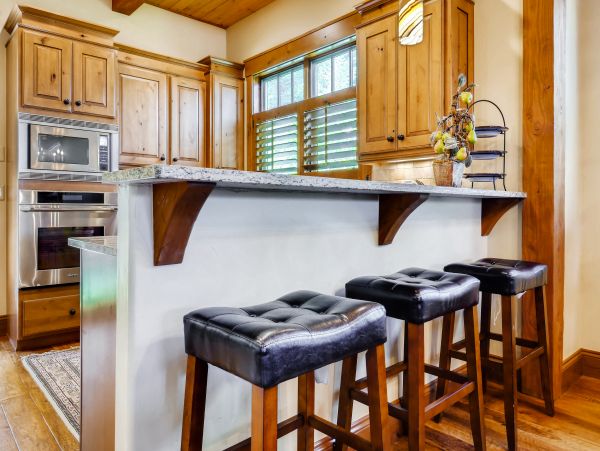Stately Townhome with Shared Pool & Hot Tub