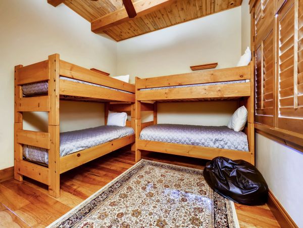 Stately Townhome with Shared Pool & Hot Tub