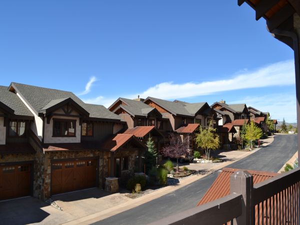 Stately Townhome with Shared Pool & Hot Tub