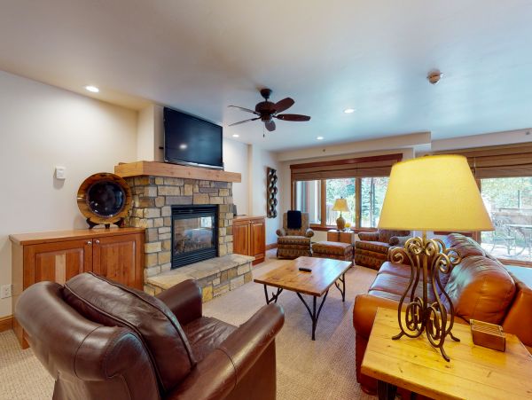 Vail Lionshead Condo 950192