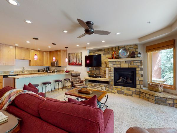 First floor unit Ski in Ski out unit