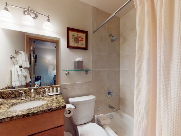 First floor unit Ski in Ski out unit