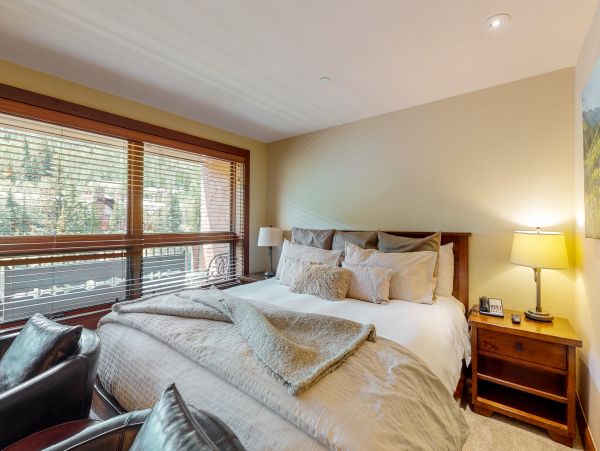 Ski in Ski Out Three Bedroom Rental Condo in Vail