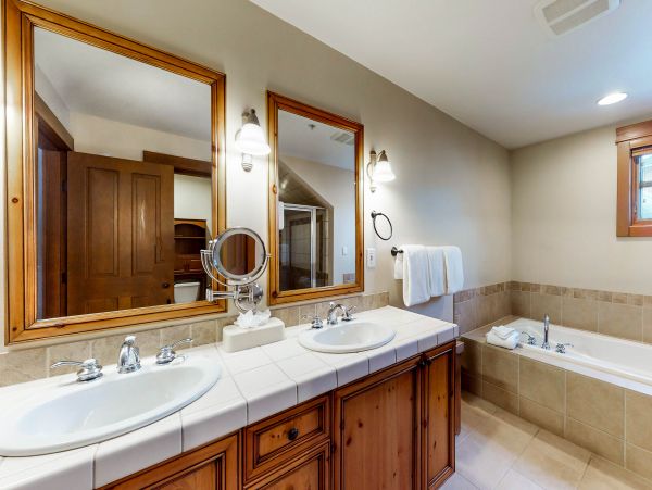 Breckenridge Condo 950205