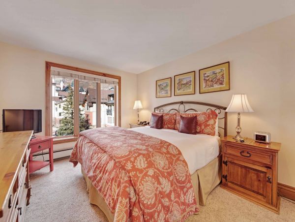 Vail Lionshead Condo 950206