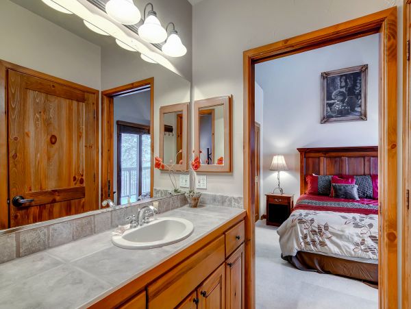 Breckenridge Home 950213