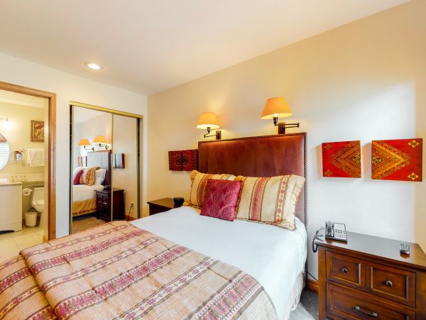 Vail Lionshead Condo 950215
