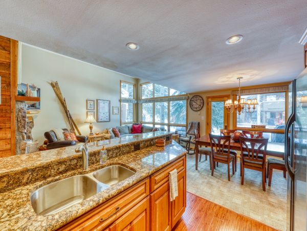 Vail Lionshead Condo 950217