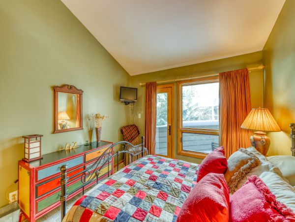 Vail Lionshead Condo 950217