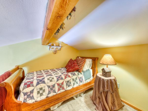Vail Lionshead Condo 950217