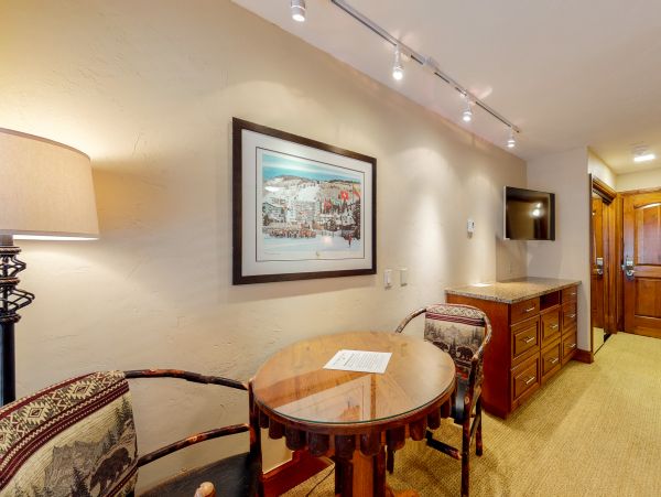 Vail Lionshead Condo 950231
