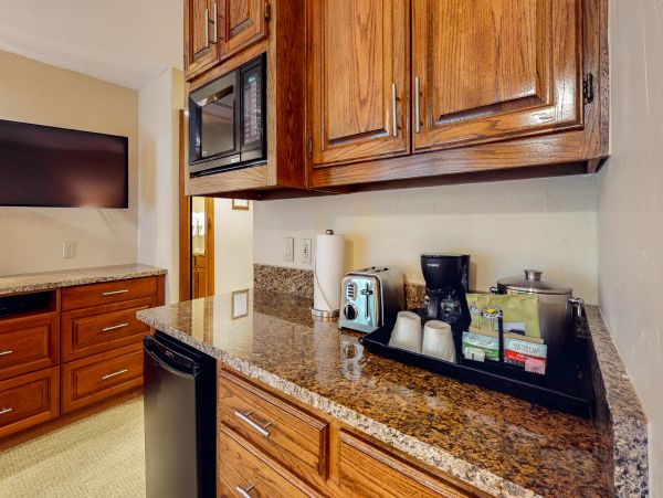 Vail Lionshead Condo 950231