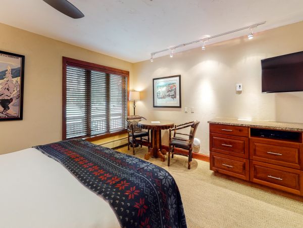 Vail Lionshead Condo 950231