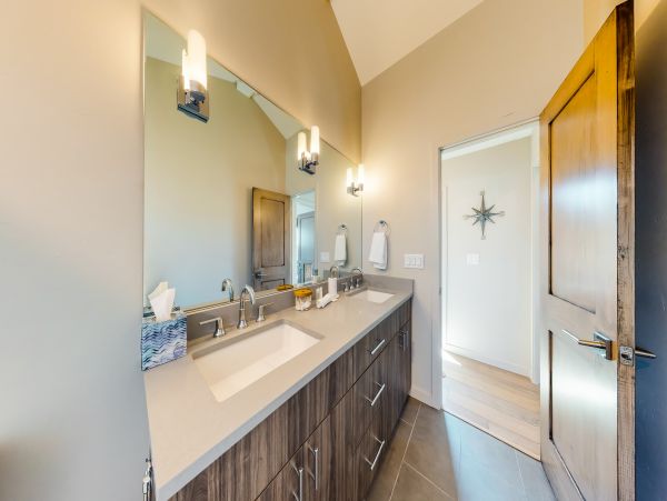 Breckenridge Home 950235