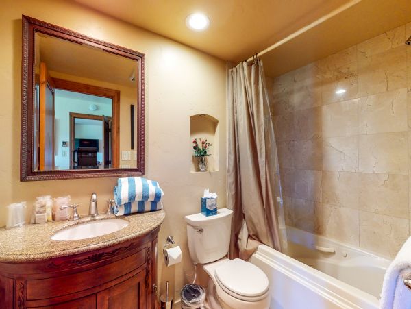 Beaver Creek Bachelor Gulch Condo 950239