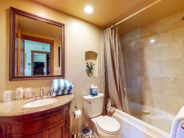 Beaver Creek Bachelor Gulch Condo 950239