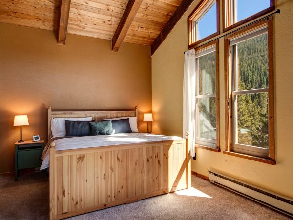 Breckenridge Home 950243