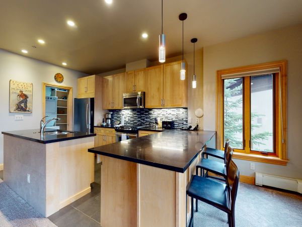 Vail Lionshead Condo 950252