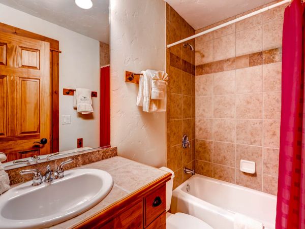 Steamboat Springs Home 950253
