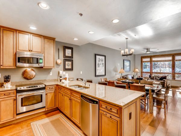 Three Bedroom Breckenridge Ski-in Home Vacation
