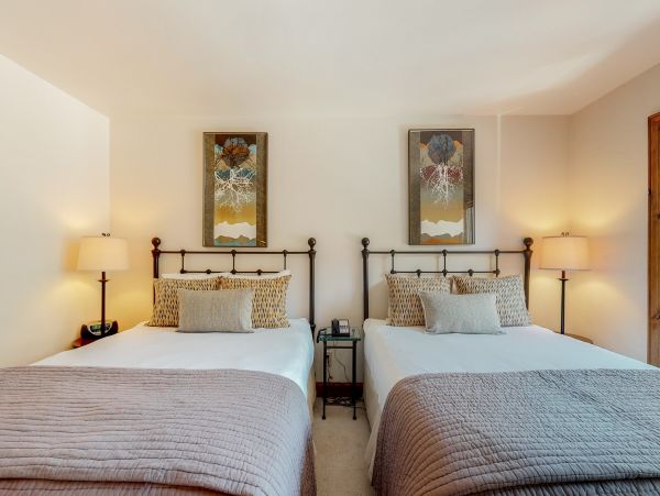 Vail Lionshead Condo 950265