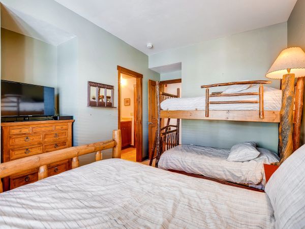 Breckenridge Condo 950267