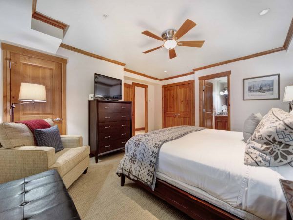 Vail Lionshead Condo 950268
