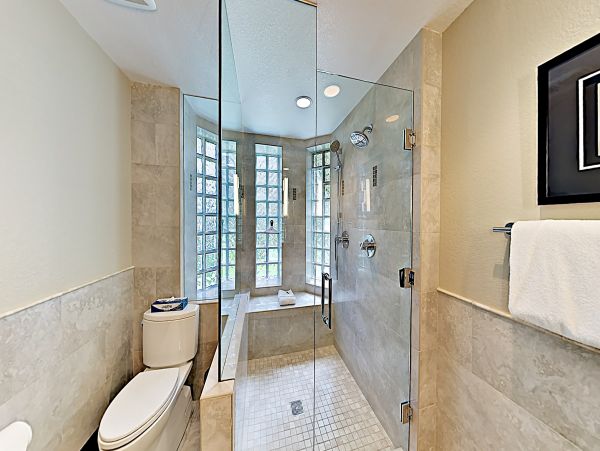 Luxury Ski In Ski Out 3 Bedroom Vacation Rental Sleeps 8