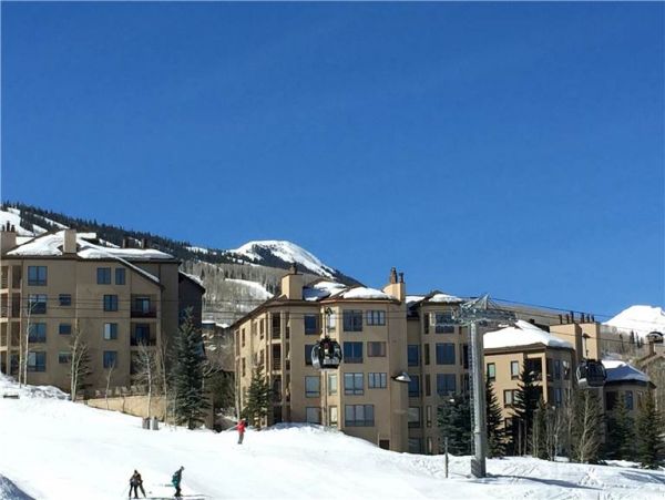 Luxury Ski In Ski Out 3 Bedroom Vacation Rental Sleeps 8