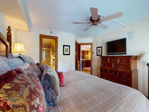 Beaver Creek Bachelor Gulch Condo 950295