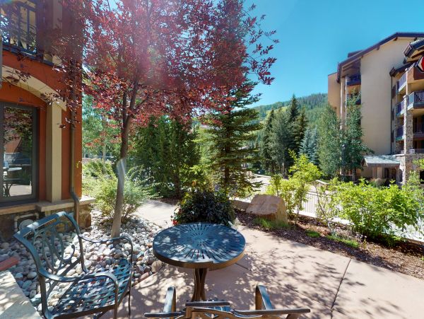 Vail Lionshead Condo 950301