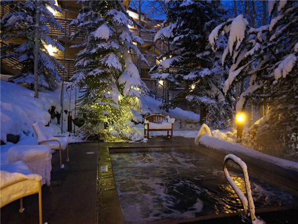 Snowmass Condo 950303