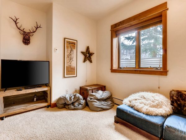 Steamboat Springs Home 950315