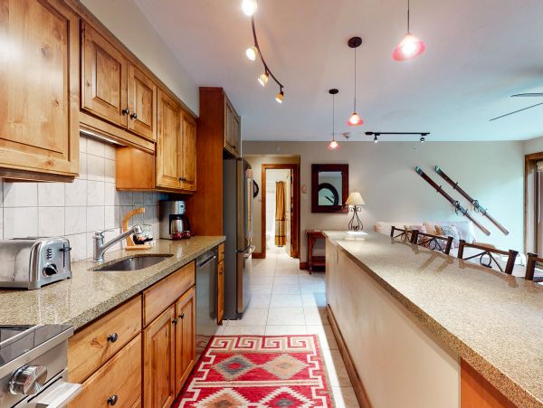 Vail Lionshead Condo 950316