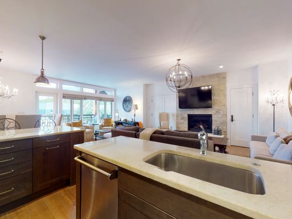 Vail Lionshead Condo 950318