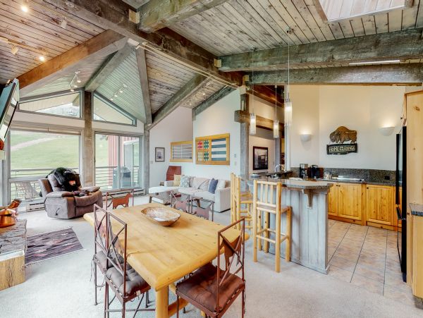 Snowmass Ski in Ski Out Vacation Residence