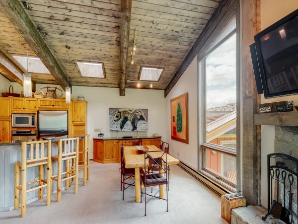 Snowmass Ski in Ski Out Vacation Residence