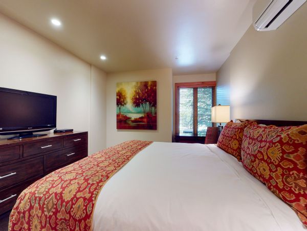 Vail Lionshead Condo 950320