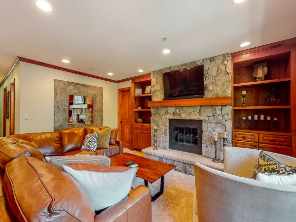 Vail Lionshead Condo 950331