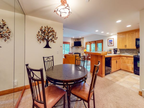 Beaver Creek Bachelor Gulch Condo 950336
