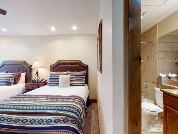 Vail Lionshead Condo 950343