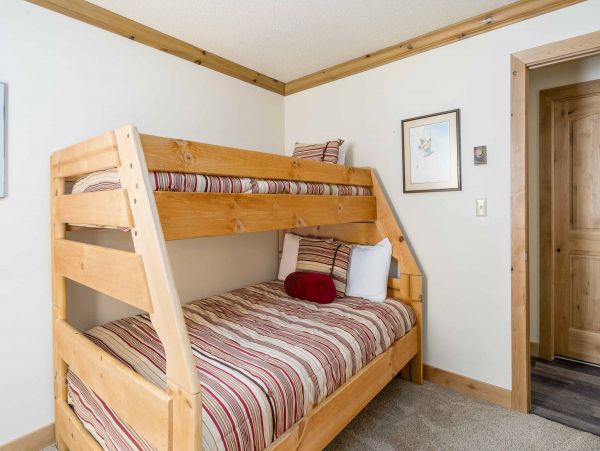 Steamboat Springs Condo 950345