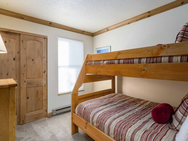 Steamboat Springs Condo 950345