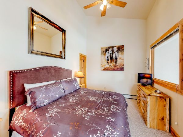 Aspen Home 950348